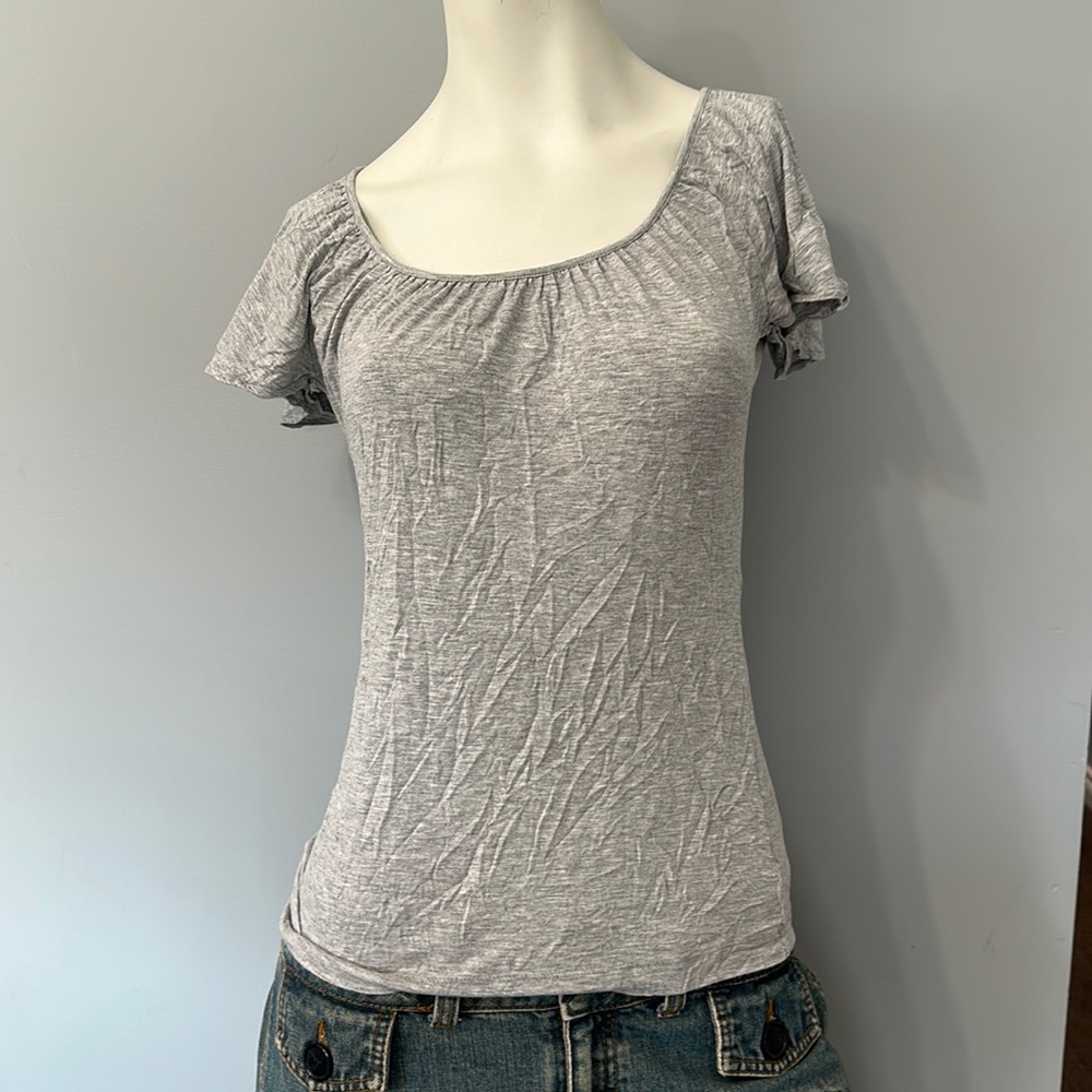 Loft, cute T-shirt with capped sleeves, size XS. Bundle & save or make an offer!